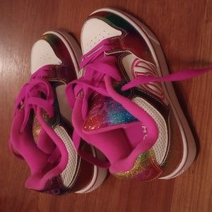 Girls Sz. 2 Heelys